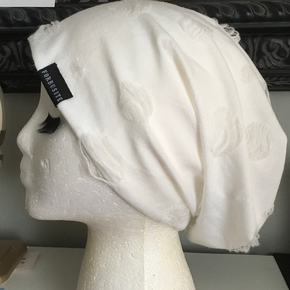 FORBUSITE White Slouchy Beanie Hat 106